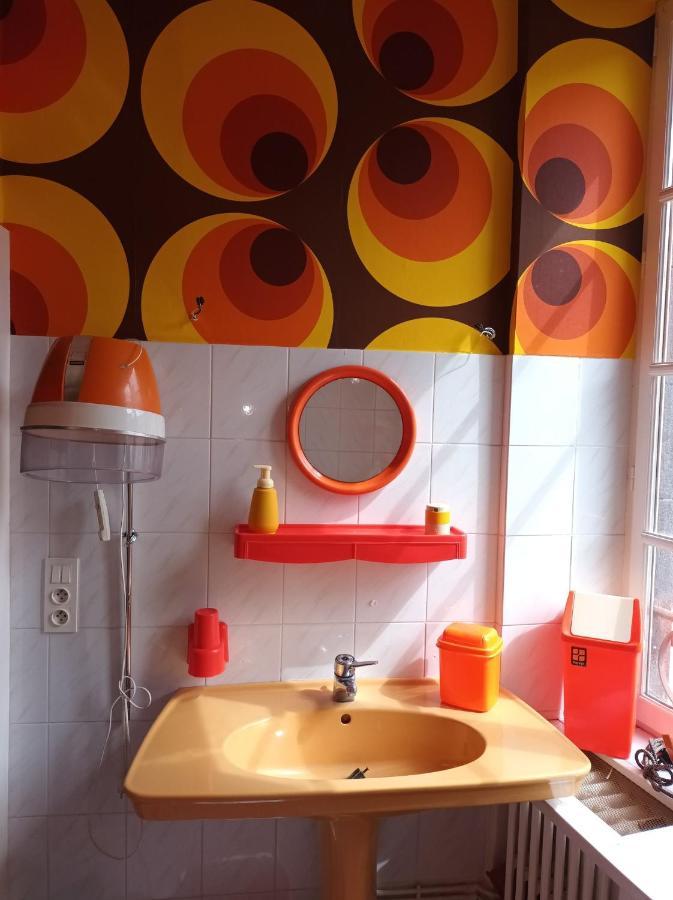 Apartamento Retour vers le passé Thiers Exterior foto